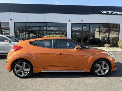 Used 2014 Hyundai Veloster Turbo image 8