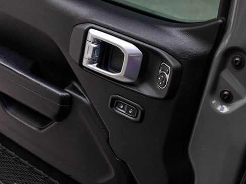 Used 2023 Jeep Wrangler Unlimited Sport AWD/4WD image 12