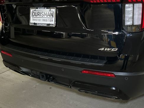 Used 2025 Ford Explorer ST-Line w/ Premium Package image 5