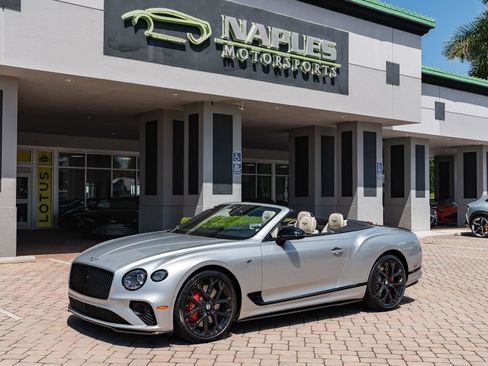 Used 2023 Bentley Continental GT Mulliner AWD/4WD image 20