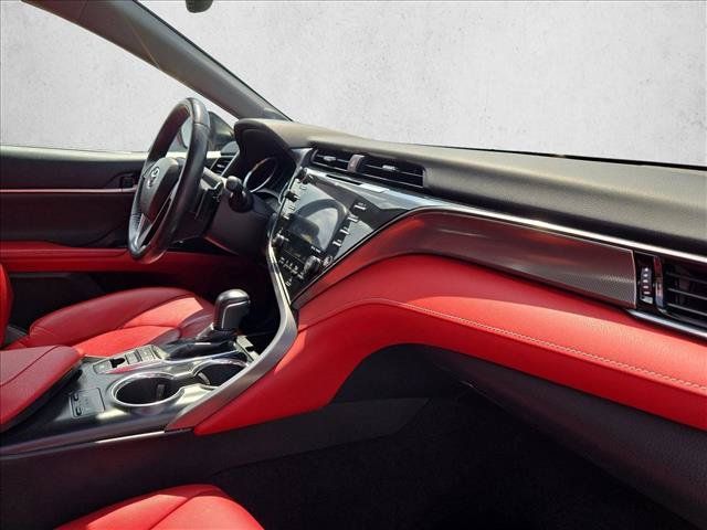 Used 2020 Toyota Camry XSE FWD image 18