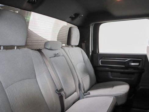 Used 2024 RAM 2500 Big Horn w/ Off Road Package AWD/4WD image 29