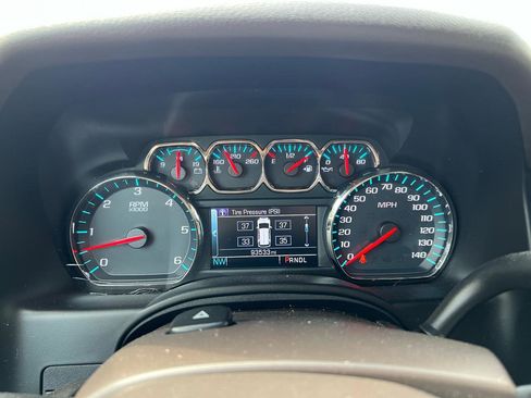 Used 2018 Chevrolet Tahoe LT AWD/4WD image 18
