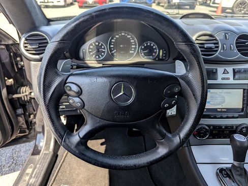 Used 2007 Mercedes-Benz CLK 63 AMG 2dr Cabriolet 6.3L AMG image 15