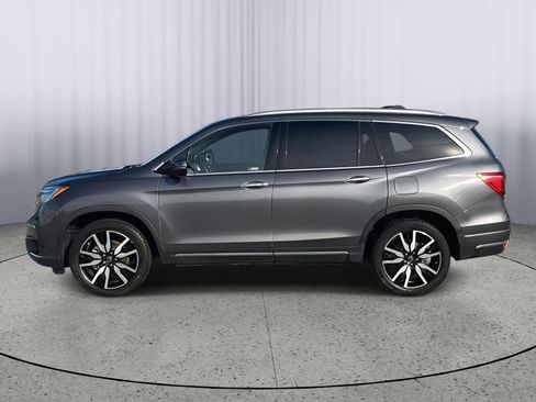Used 2021 Honda Pilot Touring image 2