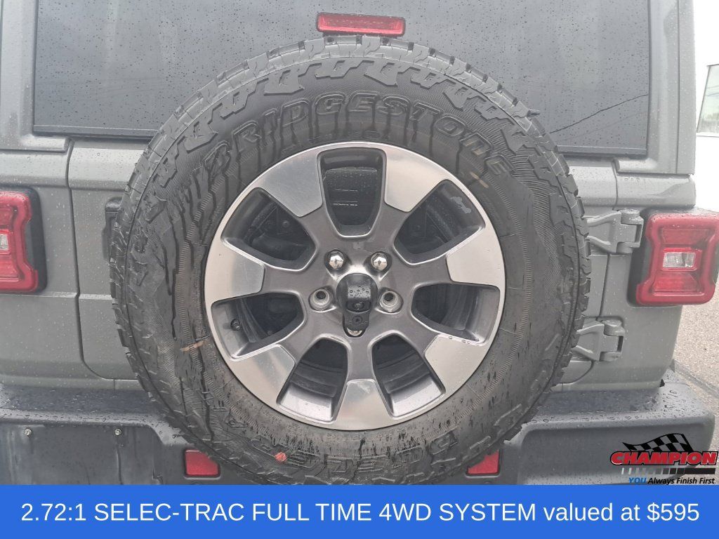 Used 2020 Jeep Wrangler Unlimited Sahara AWD/4WD image 14