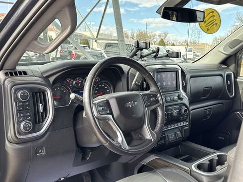 Used 2022 Chevrolet Silverado 1500 LT Trail Boss w/ LT Trail Boss Premium Package image 22