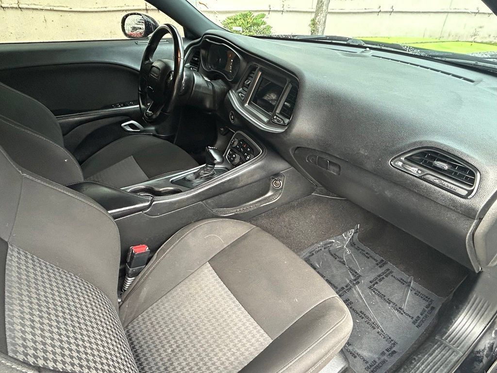 Used 2020 Dodge Challenger GT w/ Blacktop Package RWD image 29