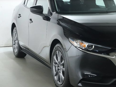 Used 2022 MAZDA MAZDA3 Sedan FWD image 8