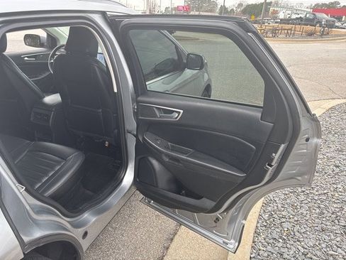 Certified 2022 Ford Edge SEL w/ Convenience Package image 23
