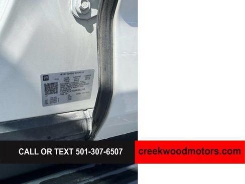 Used 2024 Chevrolet Suburban RST w/ Luxury Package AWD/4WD image 18