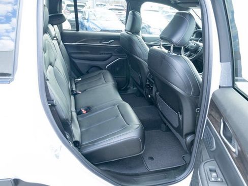 New 2026 Jeep Grand Cherokee Limited image 37