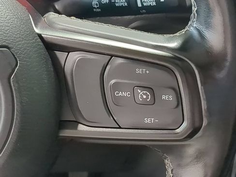 Used 2020 Jeep Wrangler Sport AWD/4WD image 28