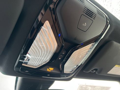 Used 2022 BMW 330i xDrive Sedan w/ Driving Assistance Package image 30