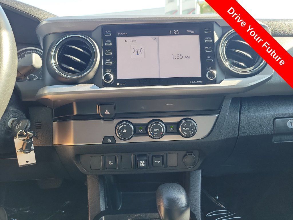 Used 2020 Toyota Tacoma SR5 RWD image 14