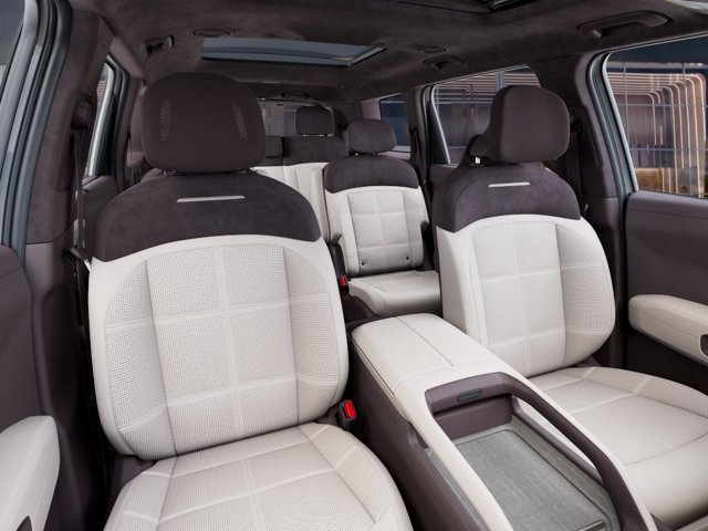 New 2027 Kia Telluride SX Prestige AWD/4WD image 18