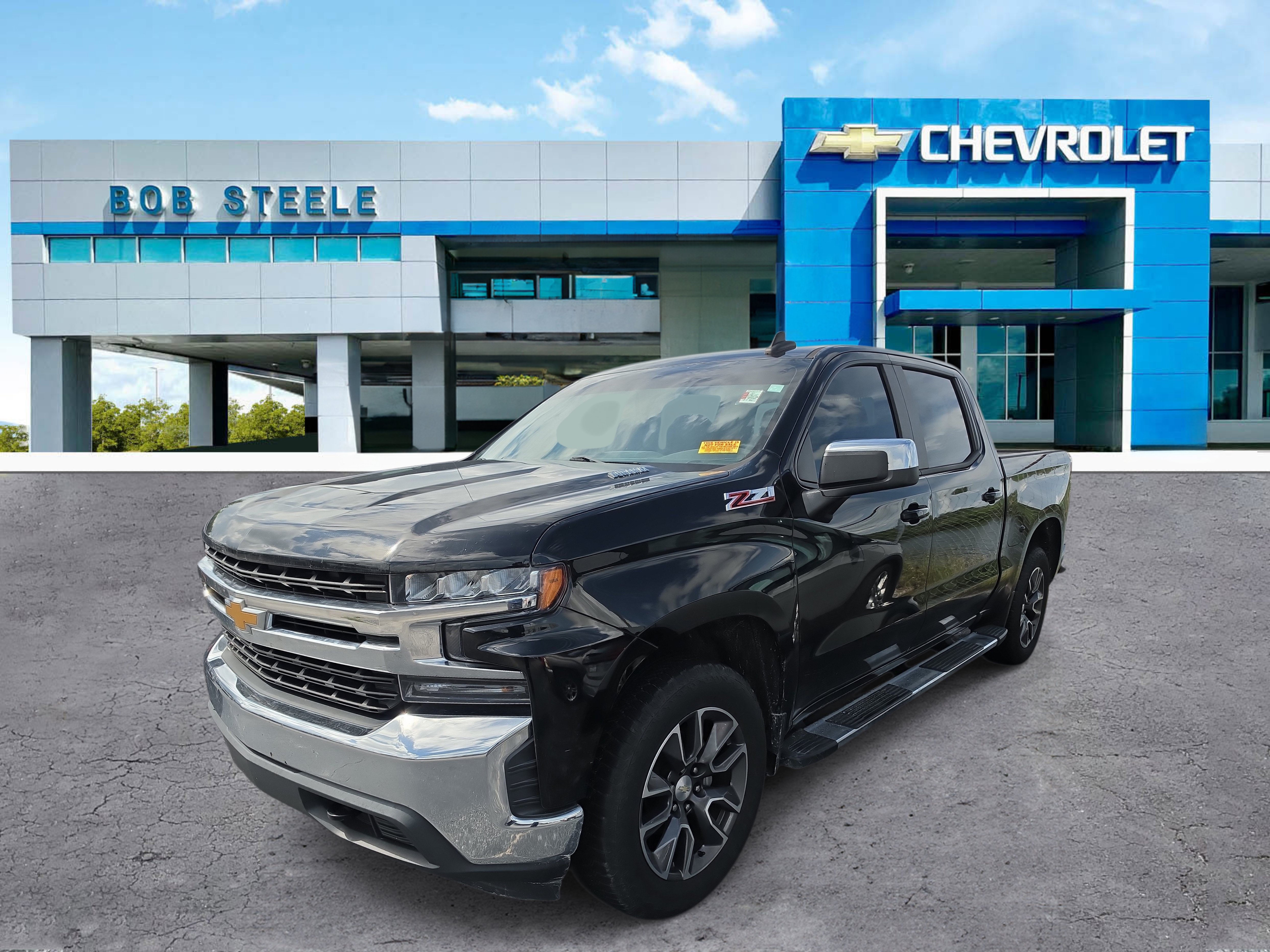 Used 2021 Chevrolet Silverado 1500 LT AWD/4WD image 3
