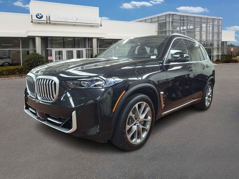 Certified 2024 BMW X5 xDrive40i w/ Premium Package AWD/4WD image 1