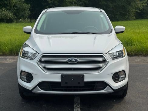 Certified 2019 Ford Escape SE AWD/4WD image 3