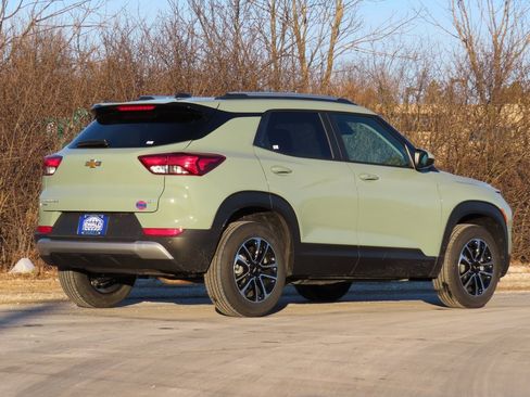 New 2026 Chevrolet TrailBlazer LT w/ Convenience Package image 3