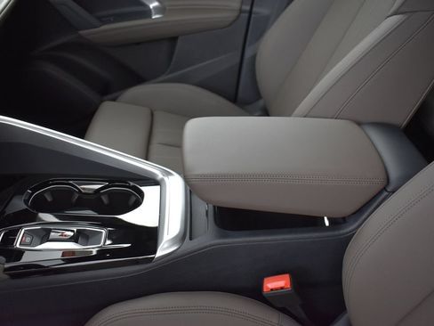 New 2026 Audi Q5 Premium Plus AWD/4WD image 9