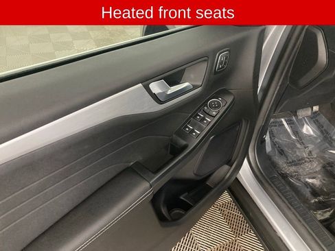 Used 2024 Ford Escape Platinum image 13