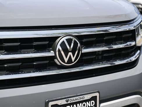 Used 2020 Volkswagen Atlas Cross Sport SE FWD image 10