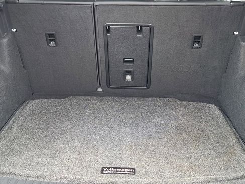 Used 2022 Volkswagen Taos SE image 20