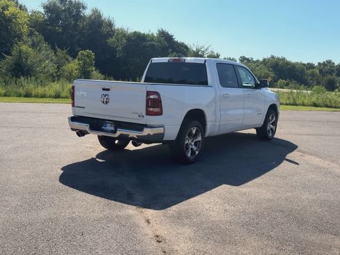 Used 2023 RAM 1500 Laramie AWD/4WD image 8