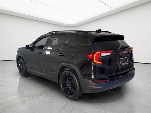 Used 2023 GMC Terrain SLT w/ Elevation Edition FWD image 4