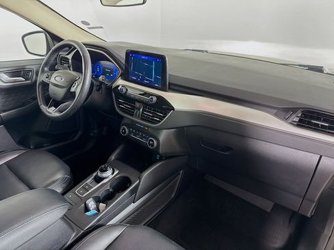 Used 2020 Ford Escape SE Sport image 37