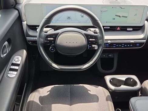 Used 2023 Hyundai Ioniq 5 SE image 12