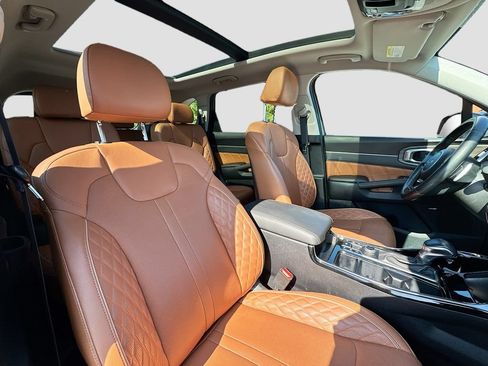 Certified 2023 Kia Sorento SX Prestige AWD/4WD image 34