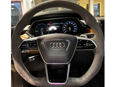 Used 2023 Audi e-tron GT Premium Plus image 26