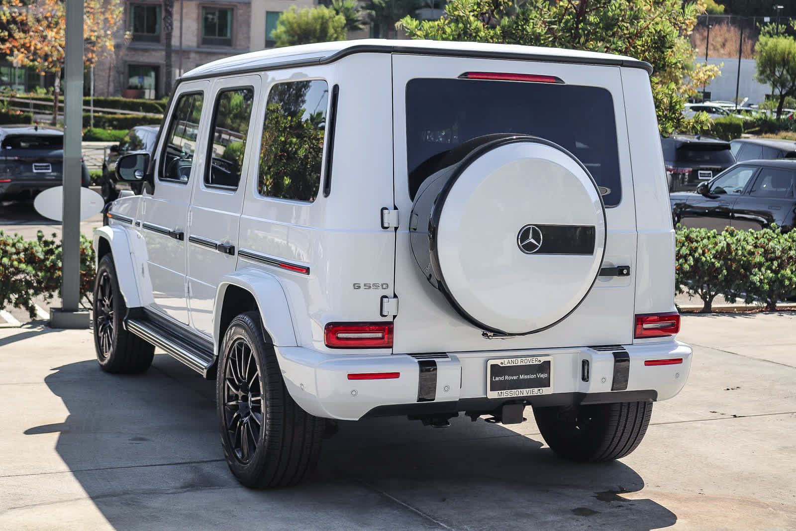 Used 2023 Mercedes-Benz G 550 image 3