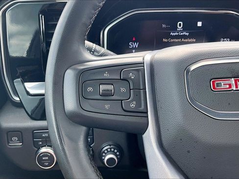 Used 2023 GMC Sierra 1500 SLE AWD/4WD image 19