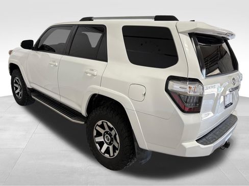 Used 2019 Toyota 4Runner SR5 Premium image 8