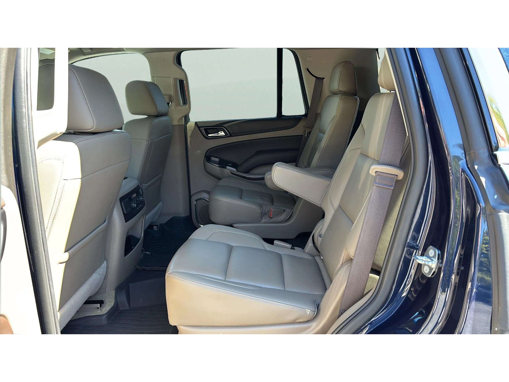Used 2017 Chevrolet Tahoe LT AWD/4WD image 14