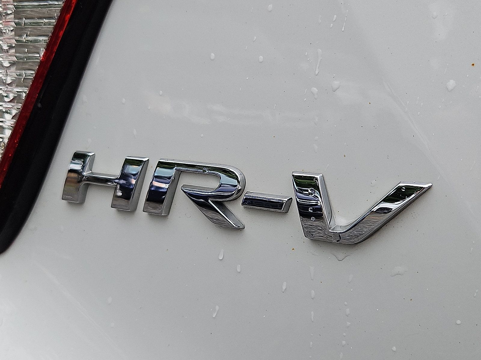 Used 2022 Honda HR-V LX image 25