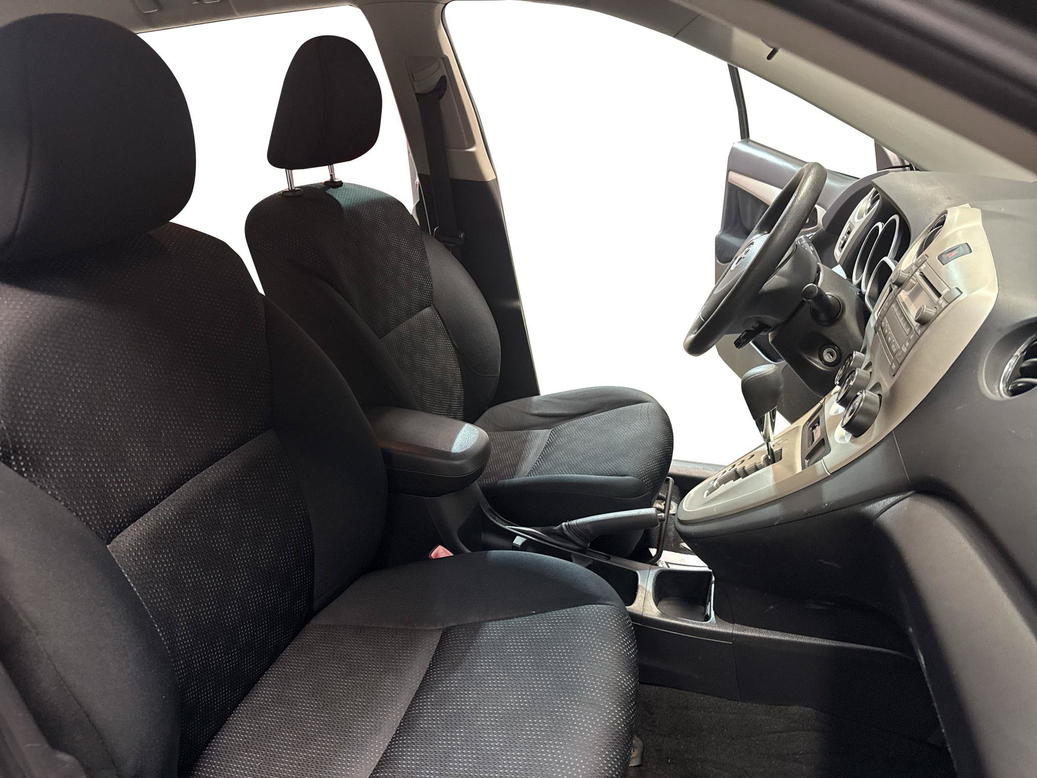 Used 2009 Toyota Matrix FWD image 22