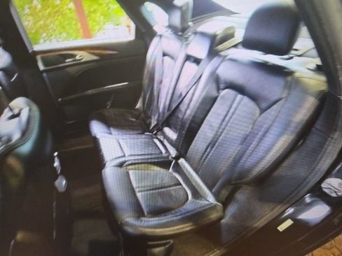 Used 2017 Lincoln MKZ Reserve w/ Technology Package AWD/4WD image 9