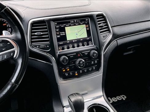 Used 2018 Jeep Grand Cherokee Summit w/ Platinum Series Group AWD/4WD image 18
