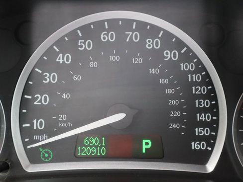 Used 2005 Saab 9-3 Arc image 43