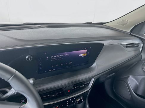 Used 2025 Buick Encore GX Preferred image 19
