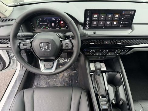 New 2026 Honda Accord Touring image 9