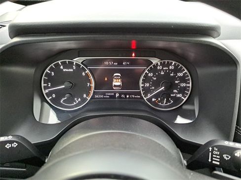 Used 2024 Nissan Rogue S image 12