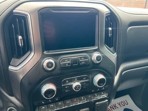 Used 2019 GMC Sierra 1500 Denali w/ Denali Ultimate Package AWD/4WD image 14
