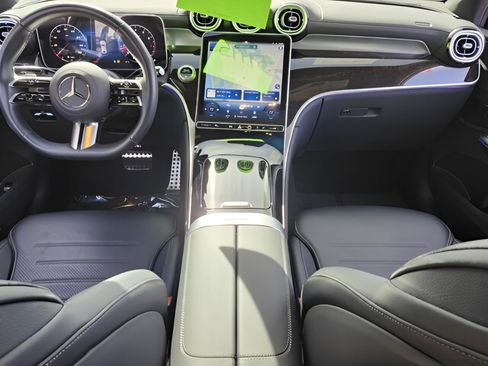 Certified 2025 Mercedes-Benz GLC 300 4MATIC image 12