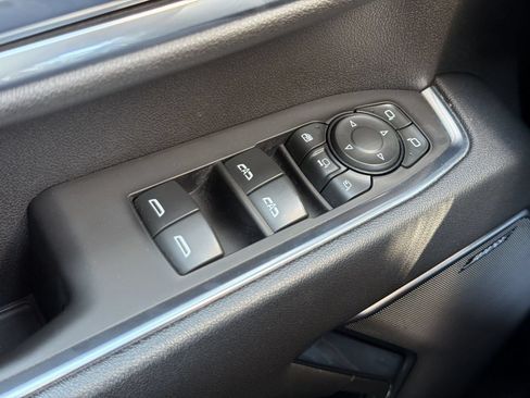 Used 2024 Chevrolet Silverado 3500 High Country w/ High Country Premium Package AWD/4WD image 12