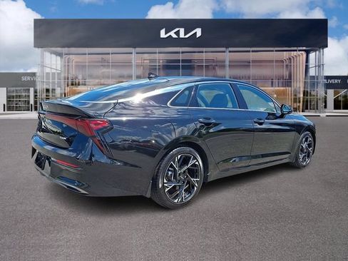 Used 2025 Kia K5 GT-Line AWD/4WD image 6